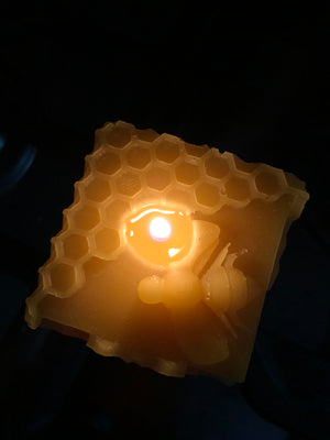 
                  
                    Load image into Gallery viewer, Natural 100% Beeswax Cube Candle
                  
                