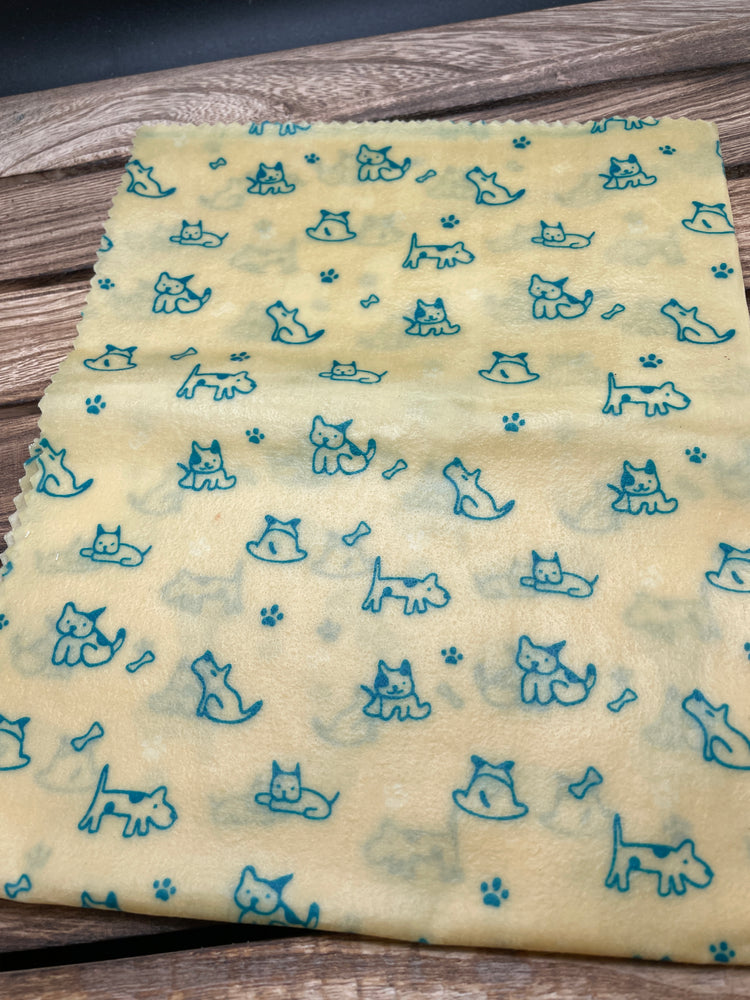 
                  
                    Load image into Gallery viewer, “Cat Lovers” 100% Natural Beeswax Wrap
                  
                